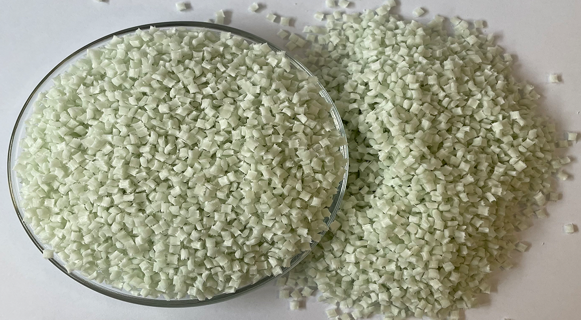 汽车内饰用改性PP材料的性质及其特点-华士达工程塑胶