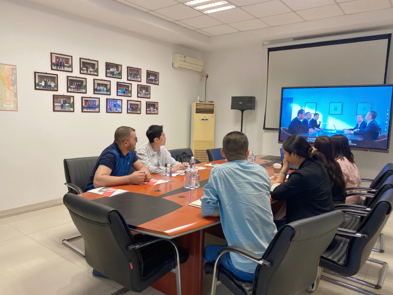 阿尔及利亚客户参观考察苏州华士达